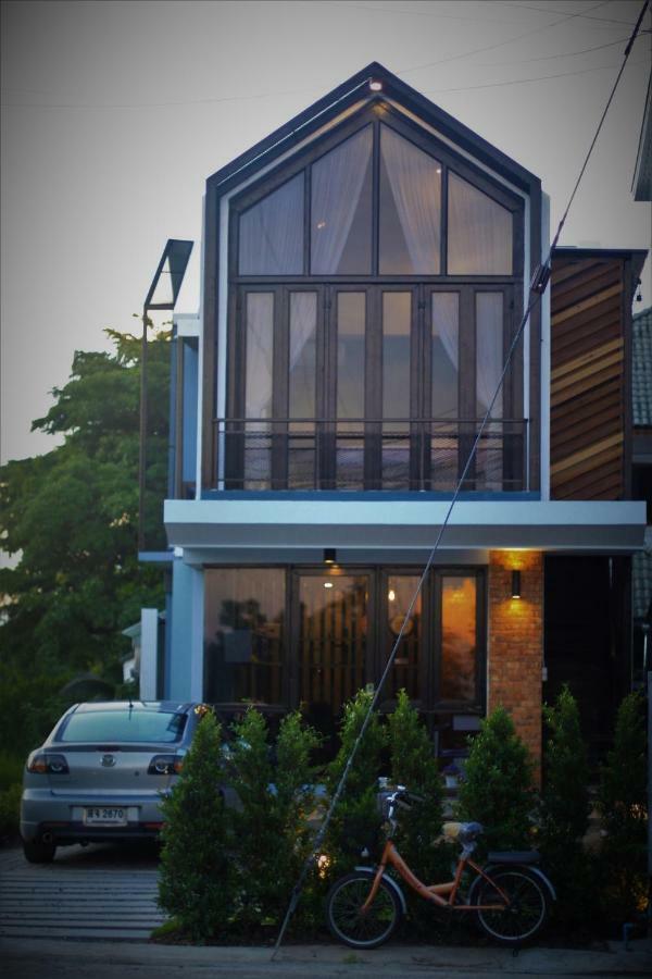 The Nichehome Waterside Living Chiang Mai Eksteriør billede